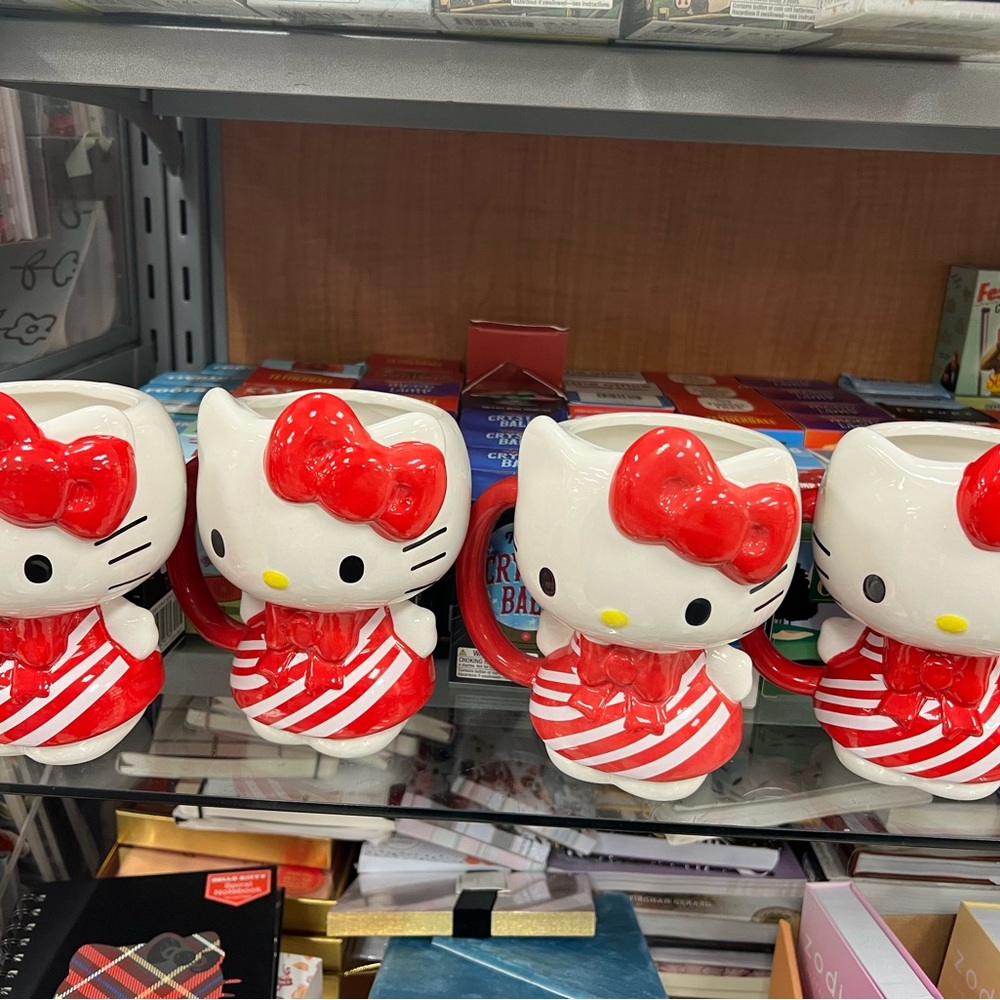 Hello Kitty Christmas mug